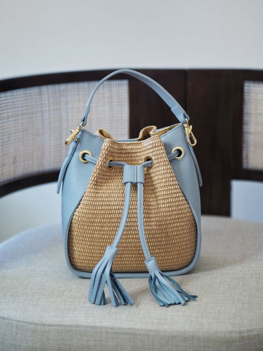 Raffia pumpadurveske dueblå