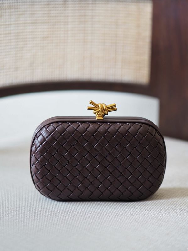 Clutch eskeveske brun
