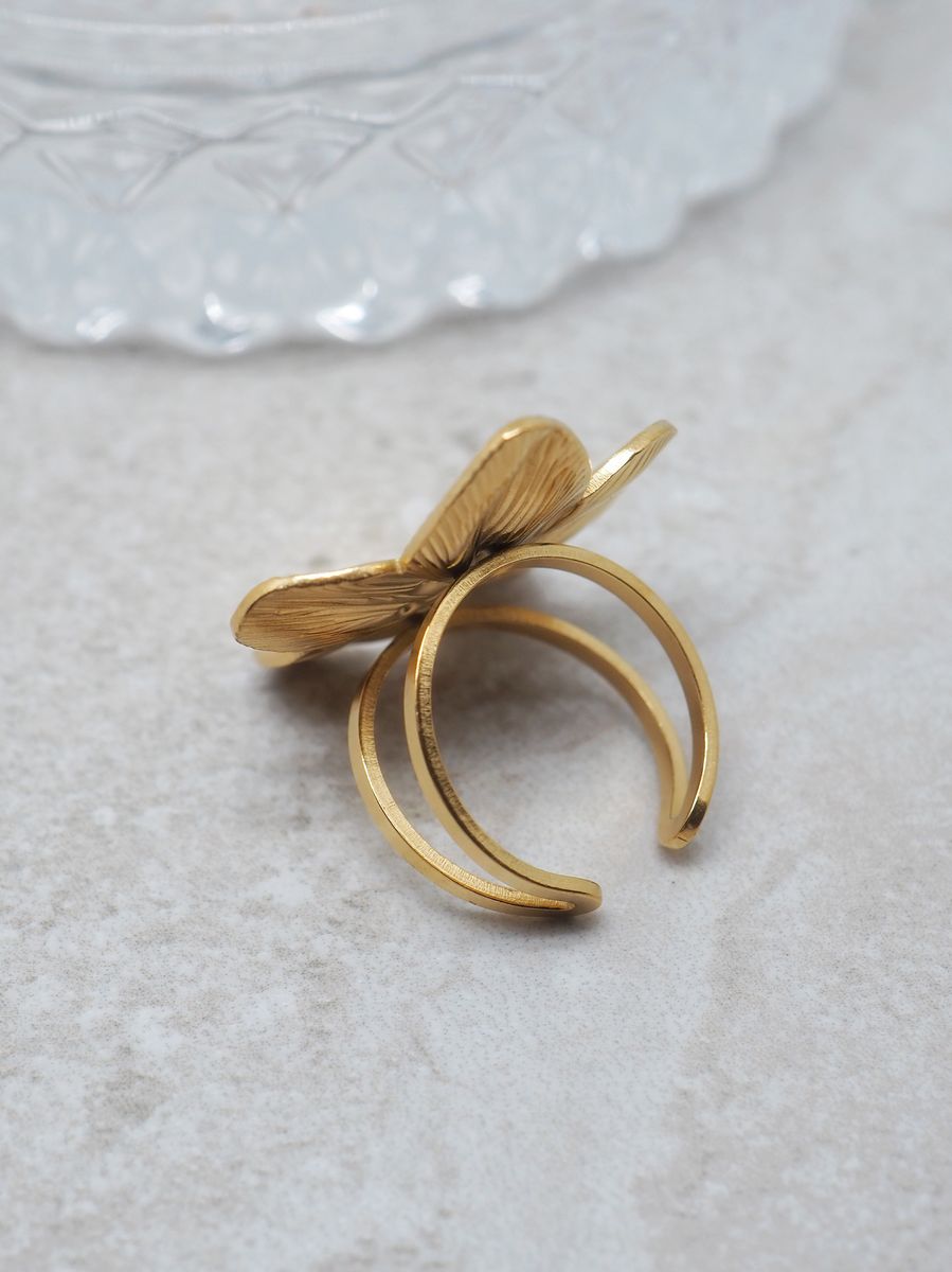 7DAYS ring blomst stål gullfarget