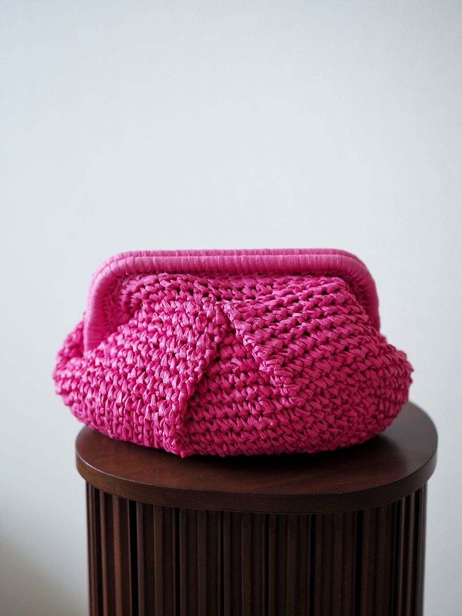Raffia pouch-veske fuksia