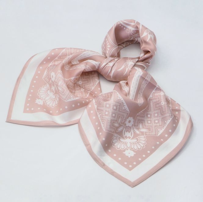 Hovedbilde Silkeskjerf medium rosa og offwhite