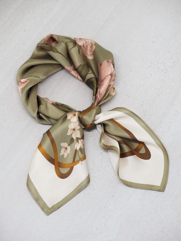 Skjerf 100% silke oliven