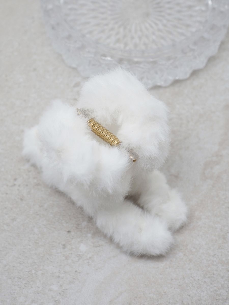 Hårklype med fuskepels hvit