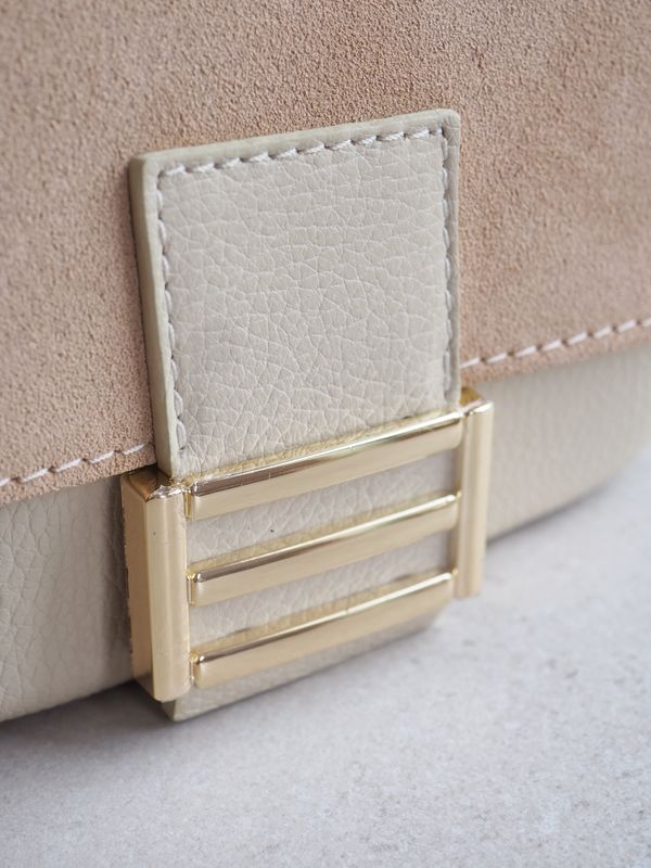 Skinnclutch Beige