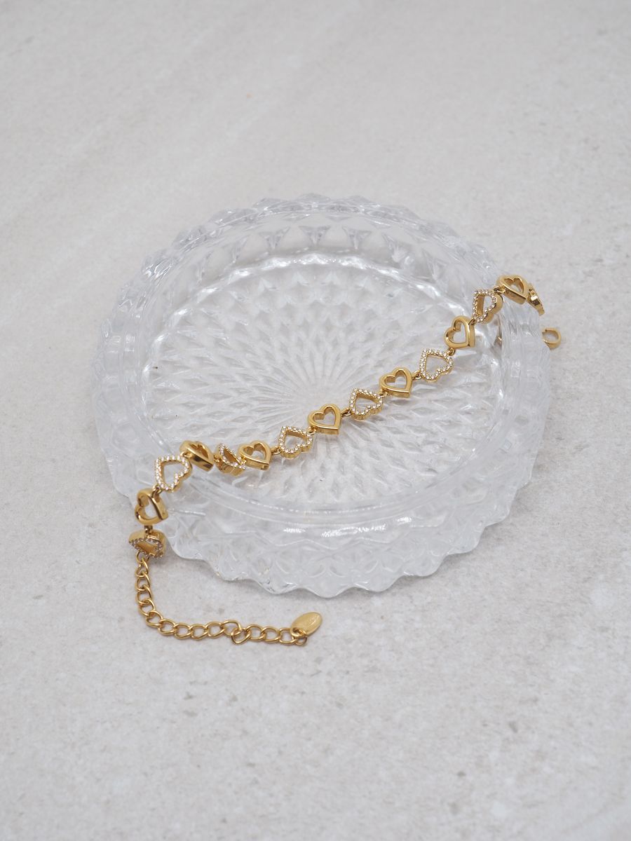 Hjertearmbånd i stål gullfarget