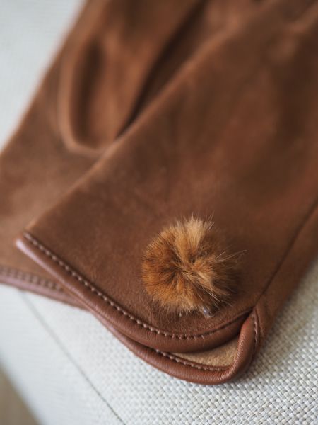 Hovedbilde Hansker med pelsdott cognac
