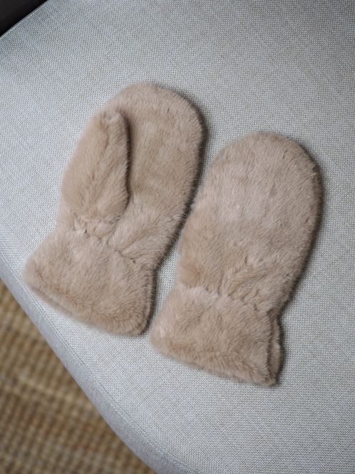 Hovedbilde Fuskepels votter beige
